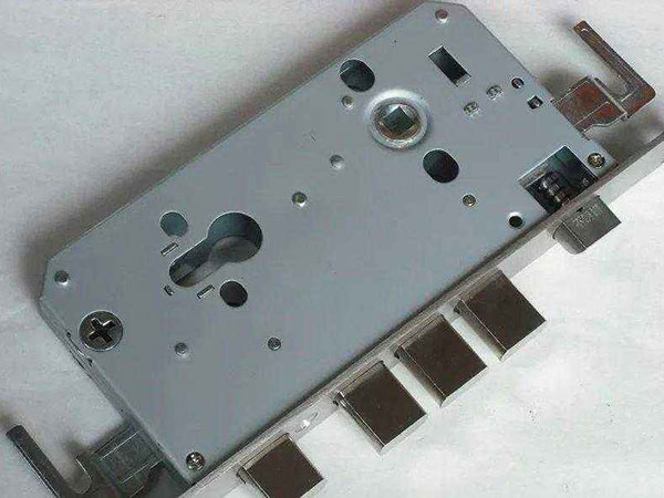 香格里拉24小时上门开锁公司