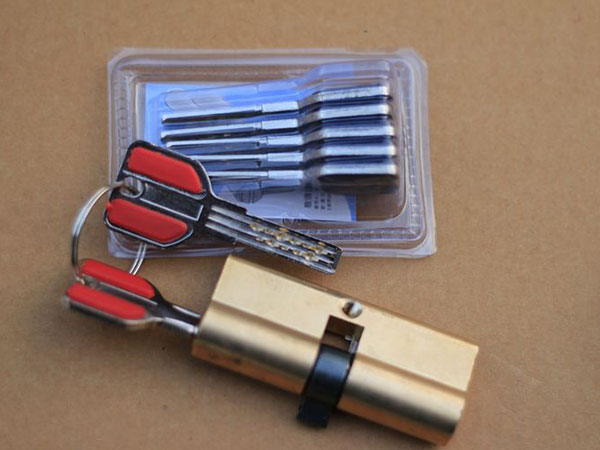 香格里拉24小时上门开锁公司